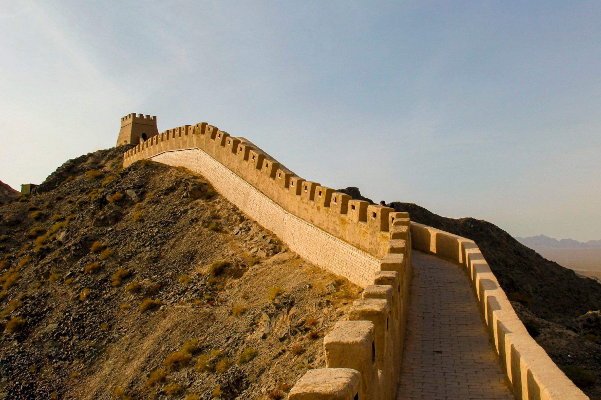 Cantilever Great Wall
